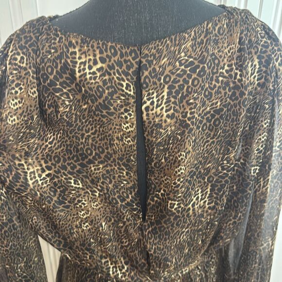 Kurt Thomas Silk Leopard Print Dress with Slit Sleeves Size 8 - Picture 7 of 10